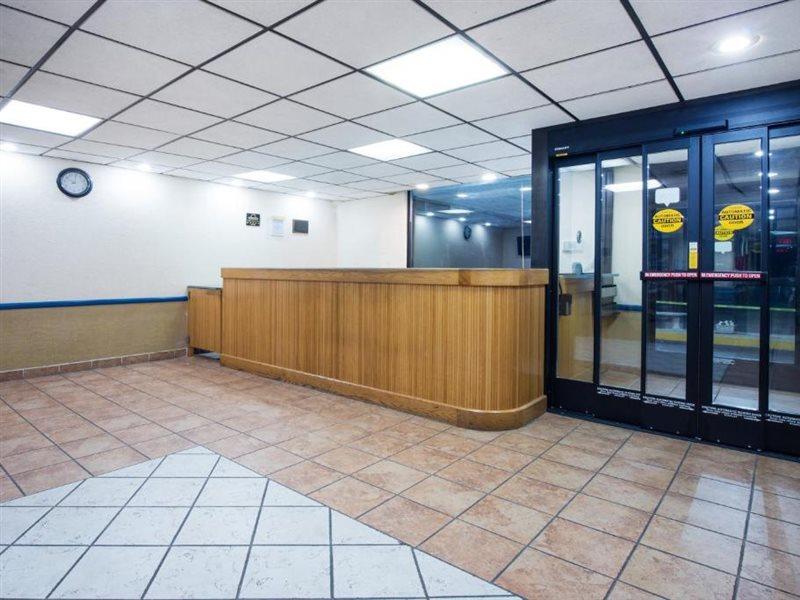 Days Inn By Wyndham צ'יימברסבורג מראה חיצוני תמונה